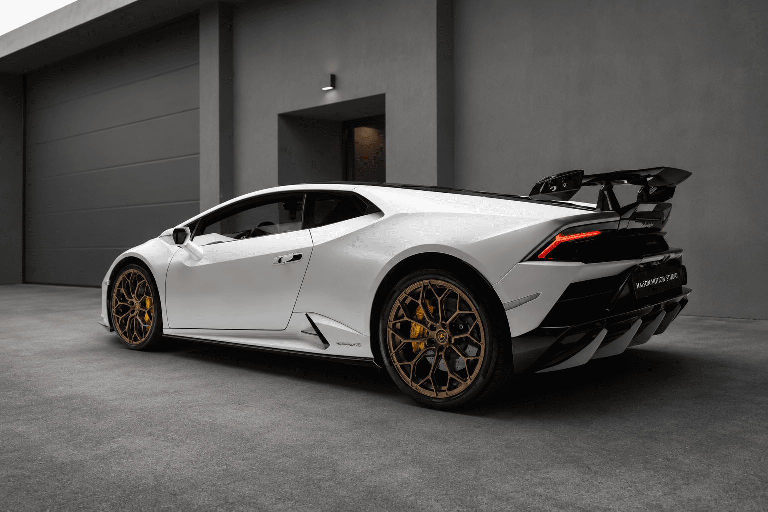 Lamborghini Huracán — Original Photo 1
