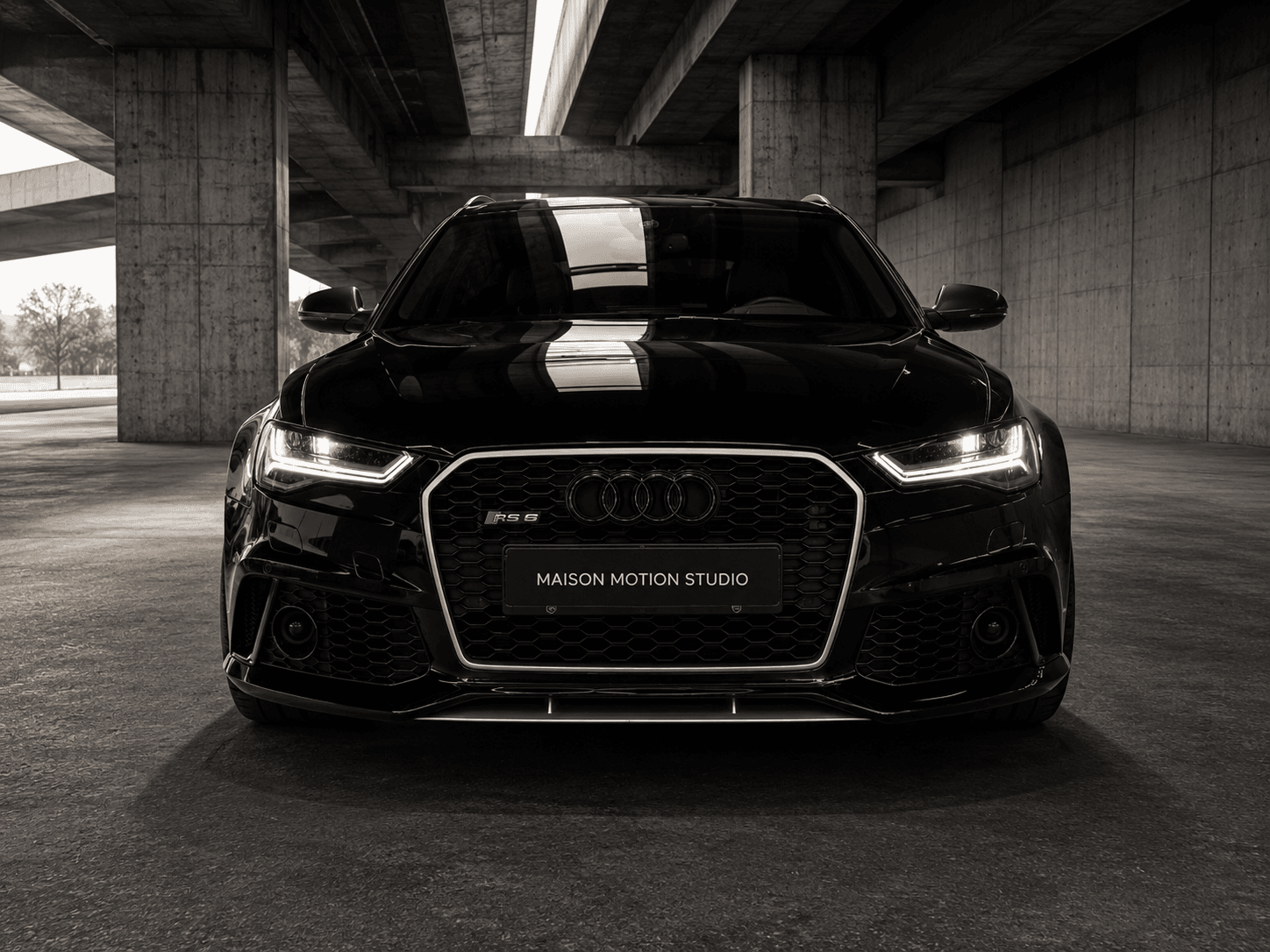 Audi RS6 — Original Photo 3